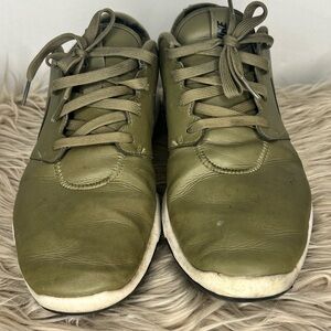 Nike Men's Khaki Green Sneakers